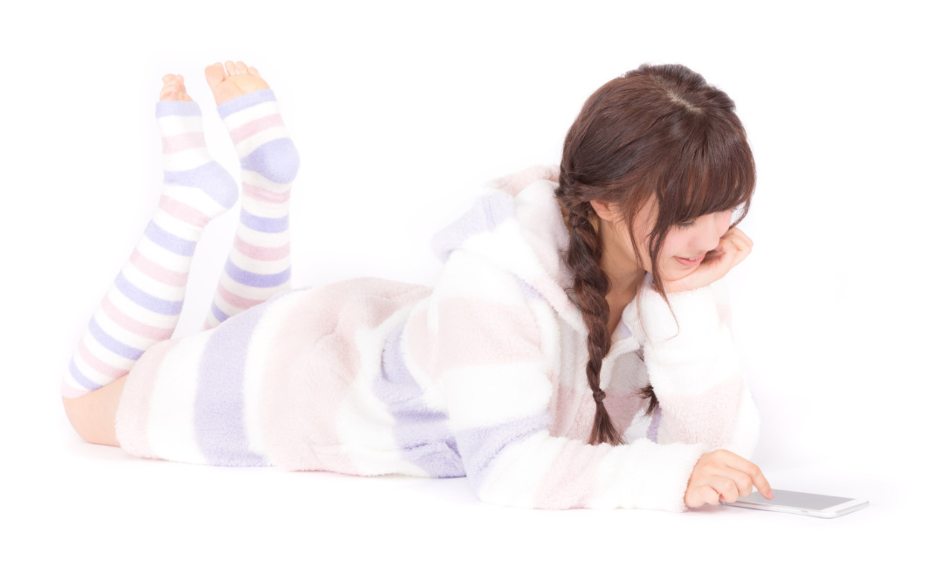 ゲーマー必見 寝ながらゲームできる神アイテム5選 メガネ アーム 三角クッションetc